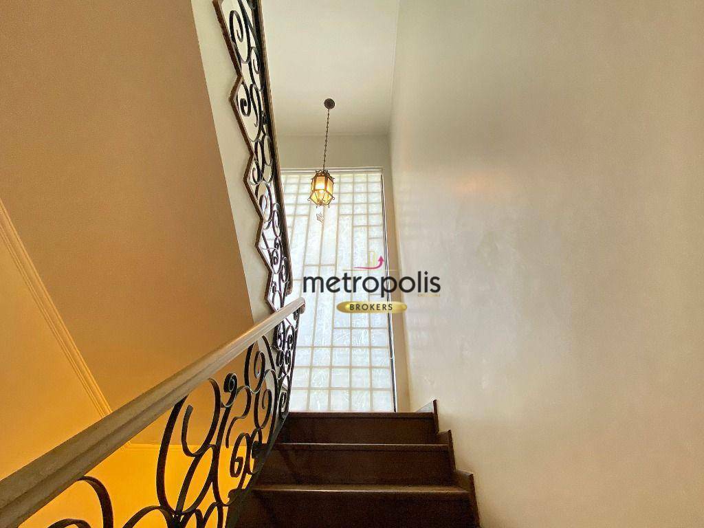Sobrado à venda e aluguel com 4 quartos, 600m² - Foto 41