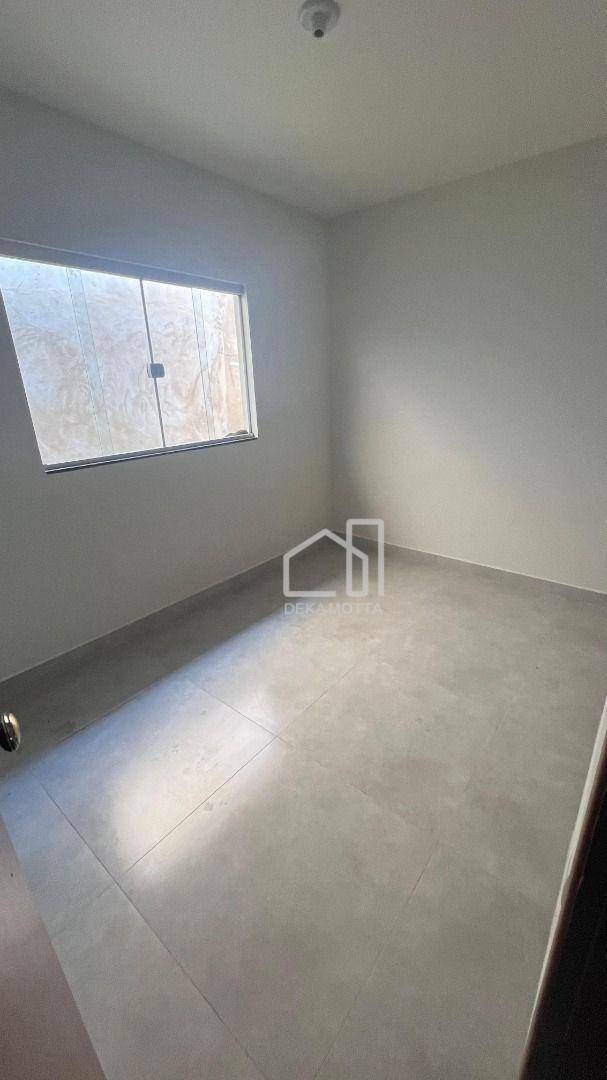 Casa à venda com 3 quartos, 1m² - Foto 8