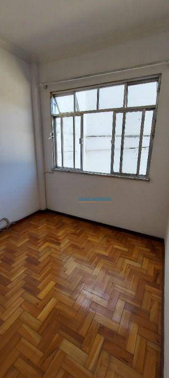 Apartamento à venda com 2 quartos, 39m² - Foto 4