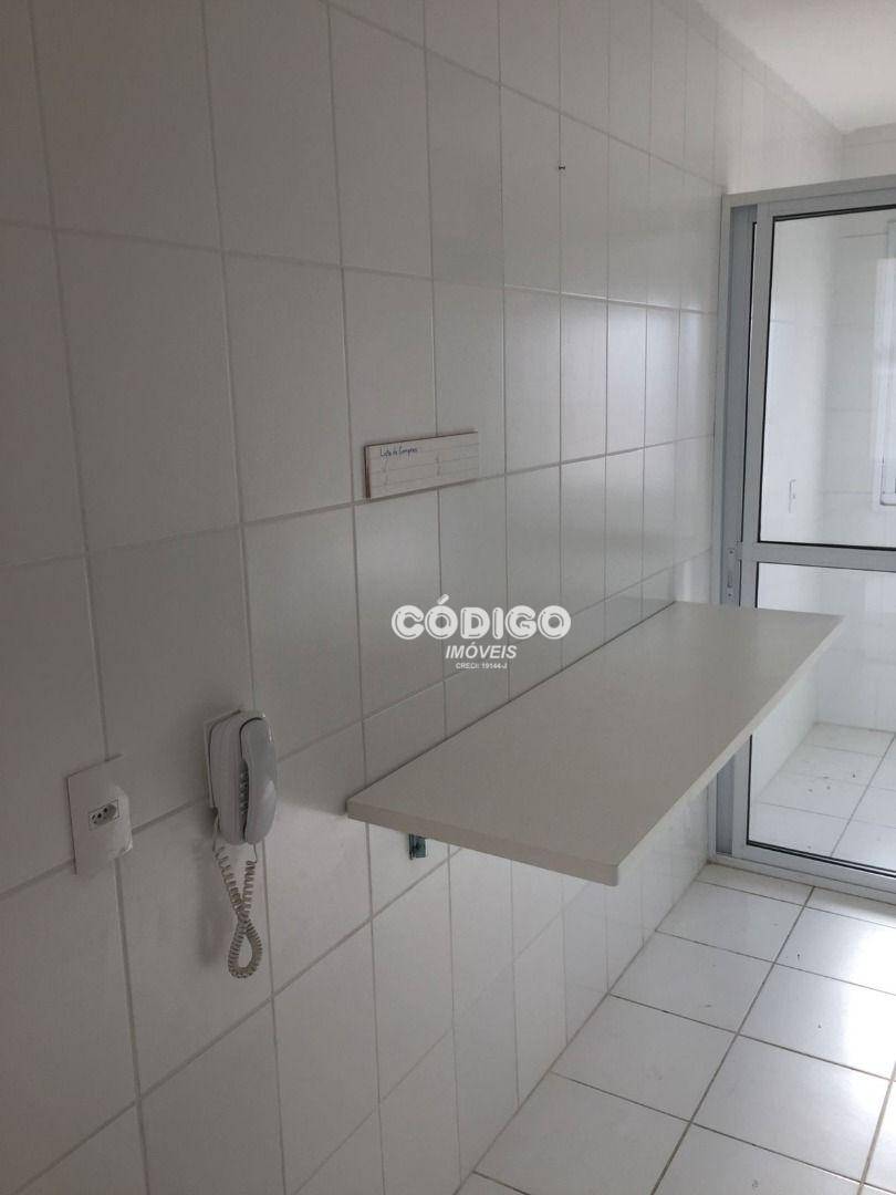 Apartamento à venda com 2 quartos, 60m² - Foto 10