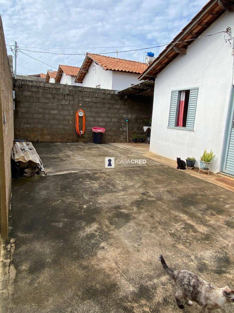 Casa à venda com 2 quartos, 50m² - Foto 10