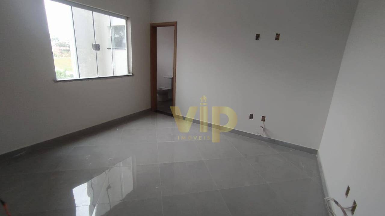 Apartamento à venda com 2 quartos, 64m² - Foto 3