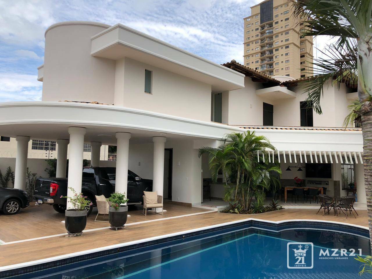 Sobrado à venda com 5 quartos, 438m² - Foto 2