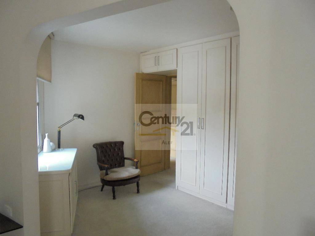 Apartamento à venda com 4 quartos, 210m² - Foto 16