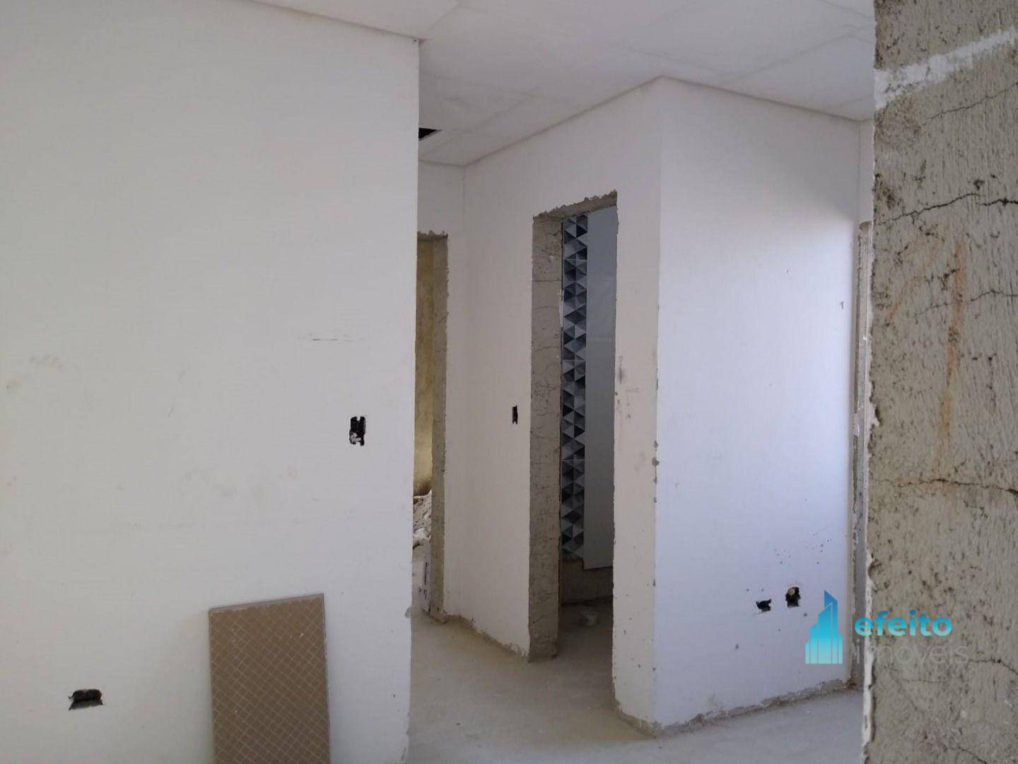 Apartamento à venda com 1 quarto, 31m² - Foto 4