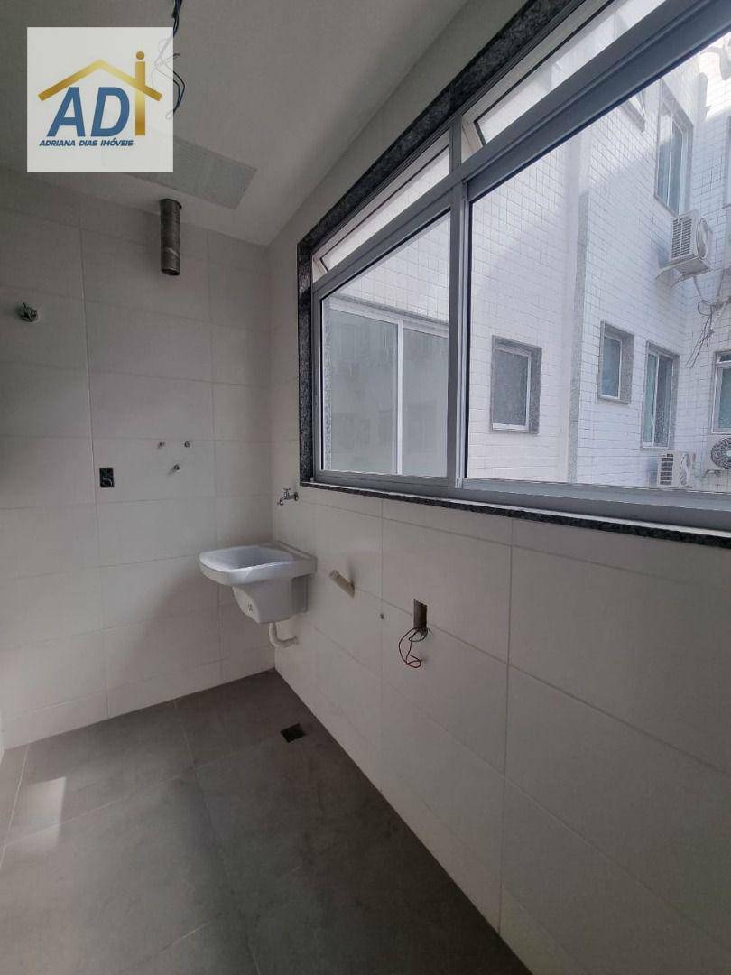 Apartamento à venda com 3 quartos, 140m² - Foto 3