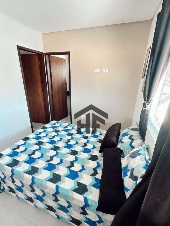 Casa à venda com 5 quartos, 220m² - Foto 13