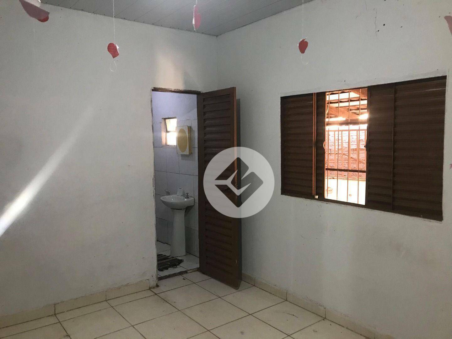 Casa à venda com 2 quartos, 160m² - Foto 11