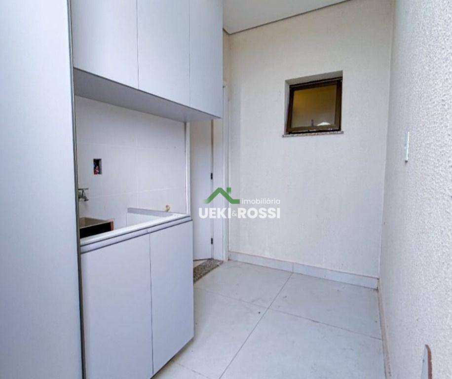 Casa à venda com 3 quartos, 144m² - Foto 4