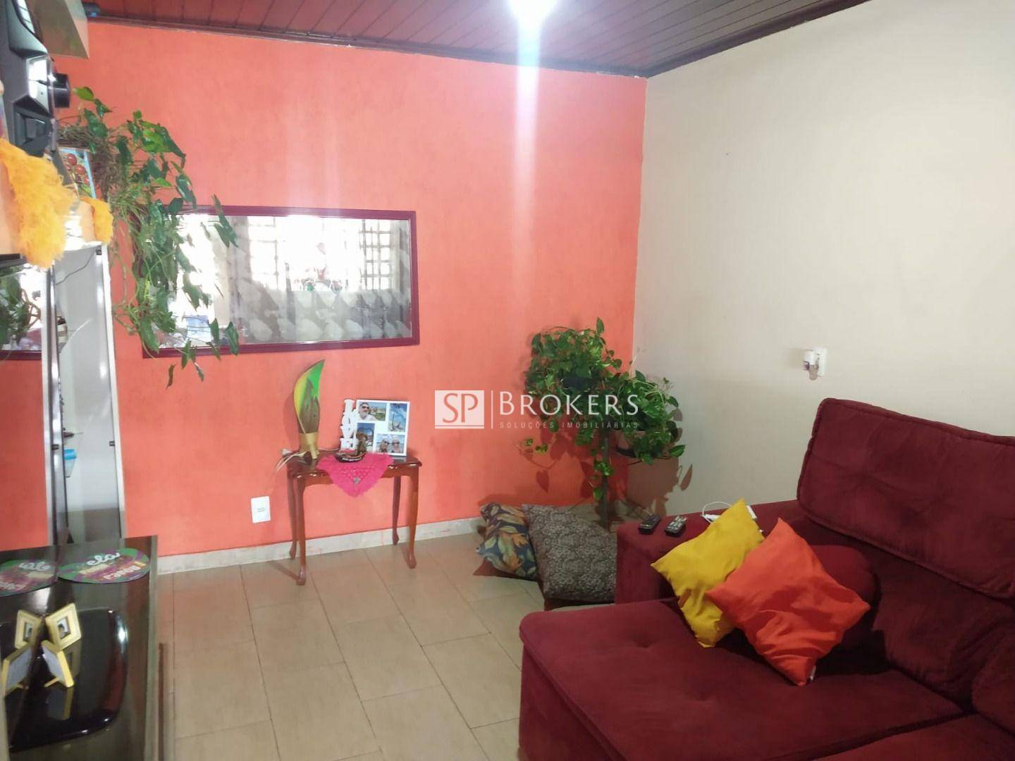 Casa à venda com 3 quartos, 194m² - Foto 2