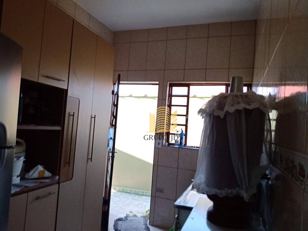 Sobrado à venda com 2 quartos, 125m² - Foto 6