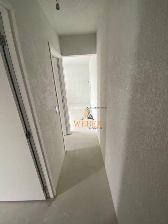 Apartamento à venda com 2 quartos, 40m² - Foto 2