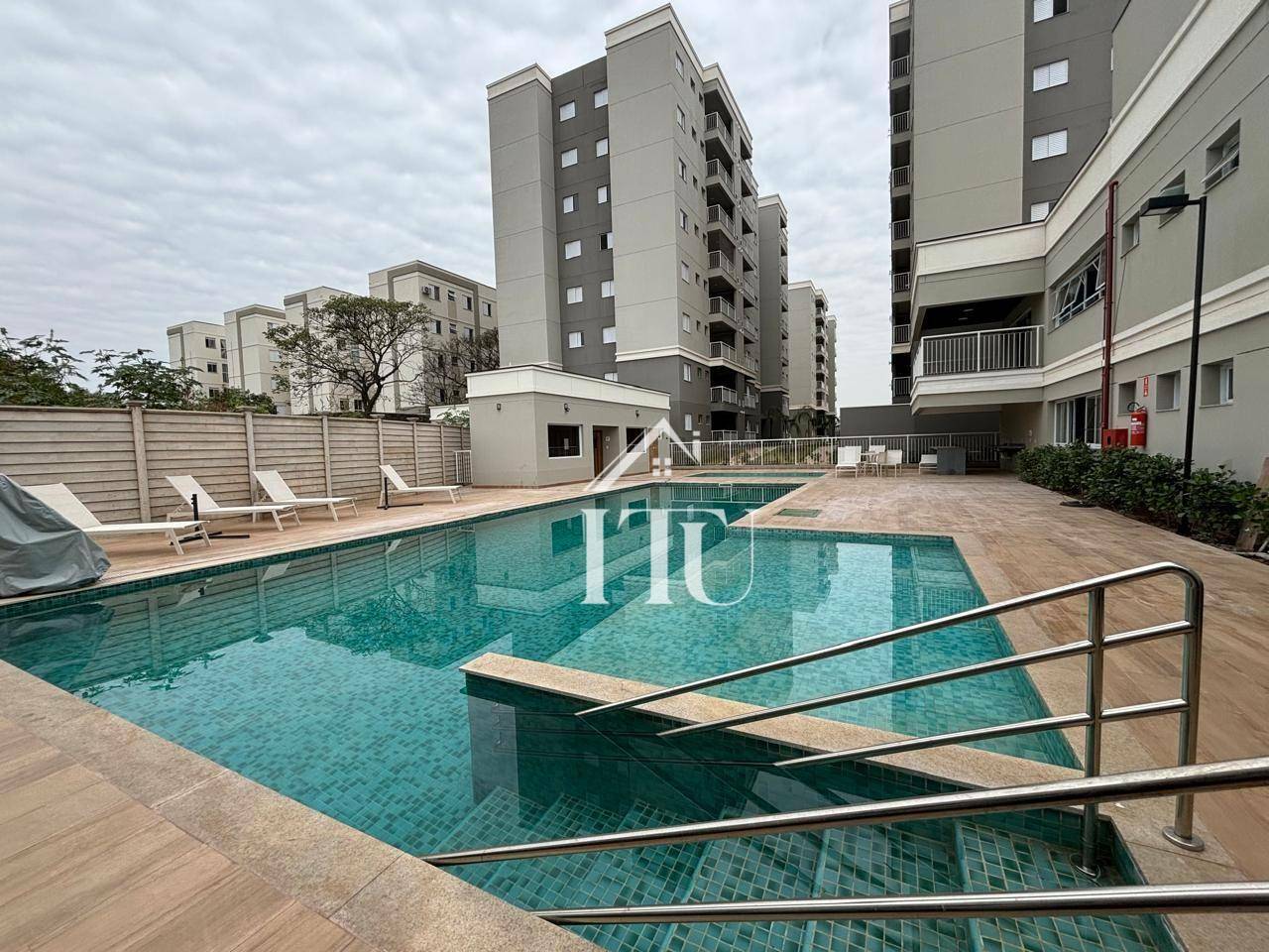 Apartamento à venda e aluguel com 2 quartos, 61m² - Foto 13