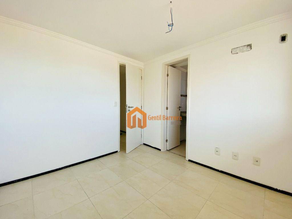 Apartamento à venda com 3 quartos, 112m² - Foto 13