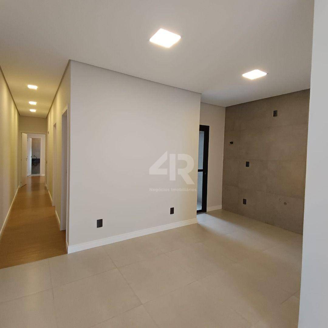 Casa à venda com 3 quartos, 64m² - Foto 5