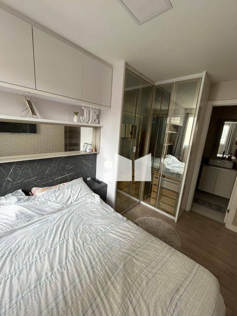 Apartamento à venda com 2 quartos, 65m² - Foto 11