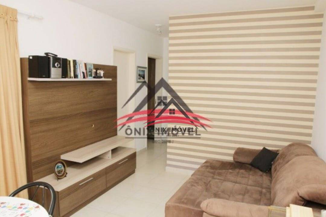 Apartamento à venda com 2 quartos, 62m² - Foto 2