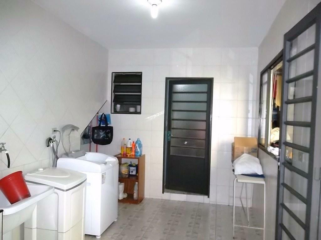 Casa à venda com 3 quartos, 392m² - Foto 8