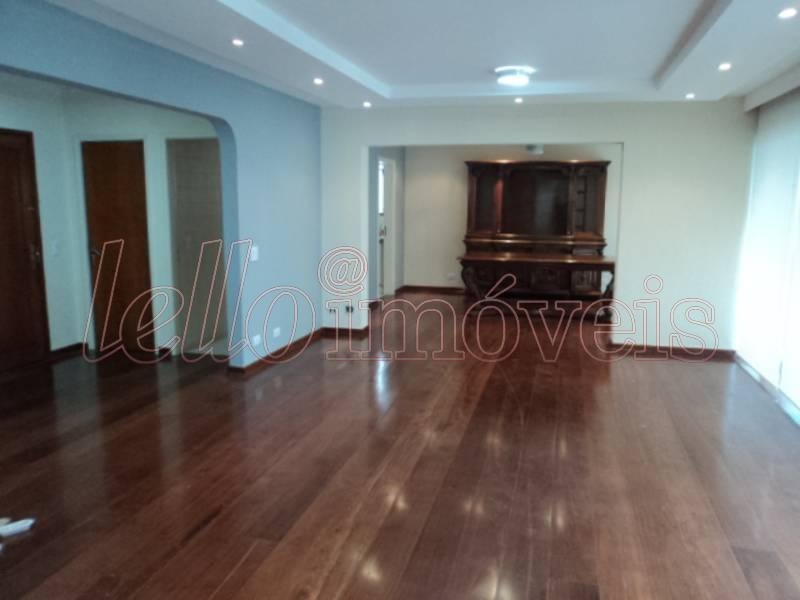 Apartamento para alugar com 4 quartos, 440m² - Foto 3