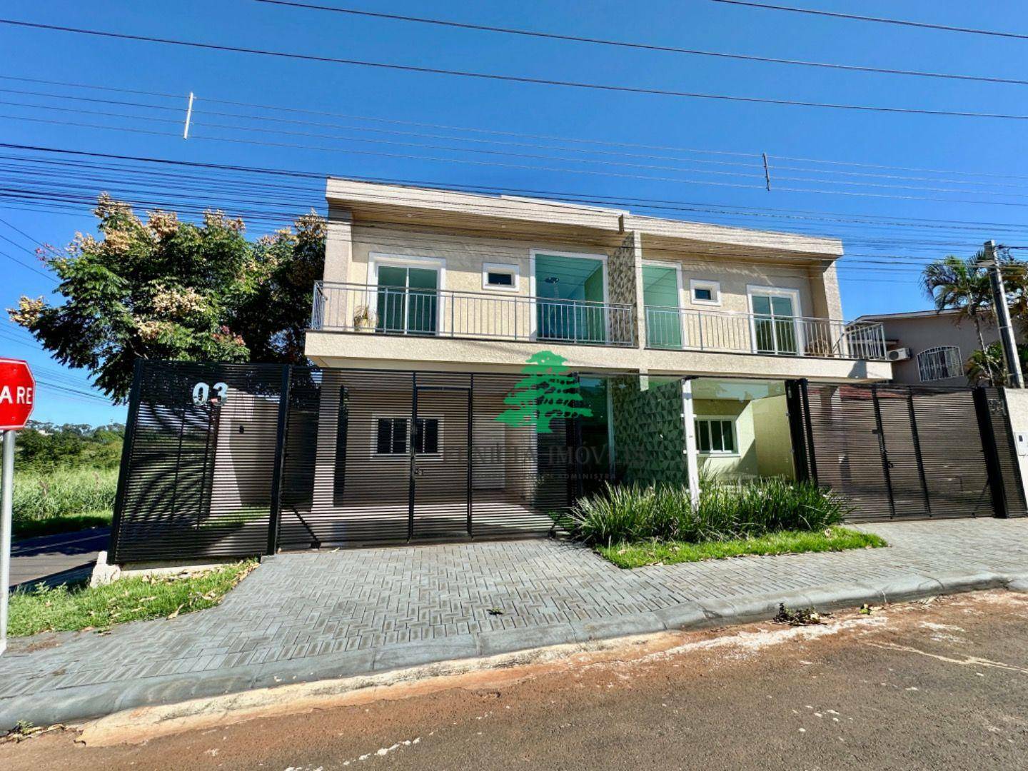 Sobrado à venda com 3 quartos, 122m² - Foto 2