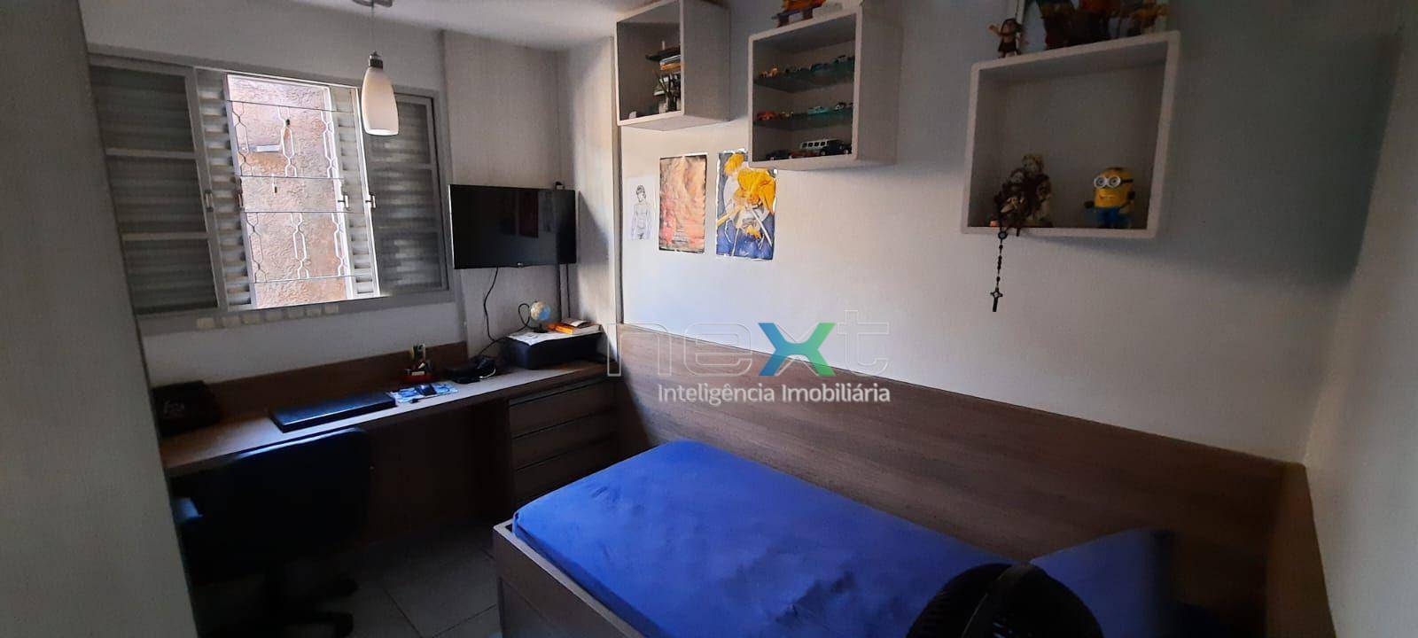 Casa à venda com 2 quartos, 130m² - Foto 12