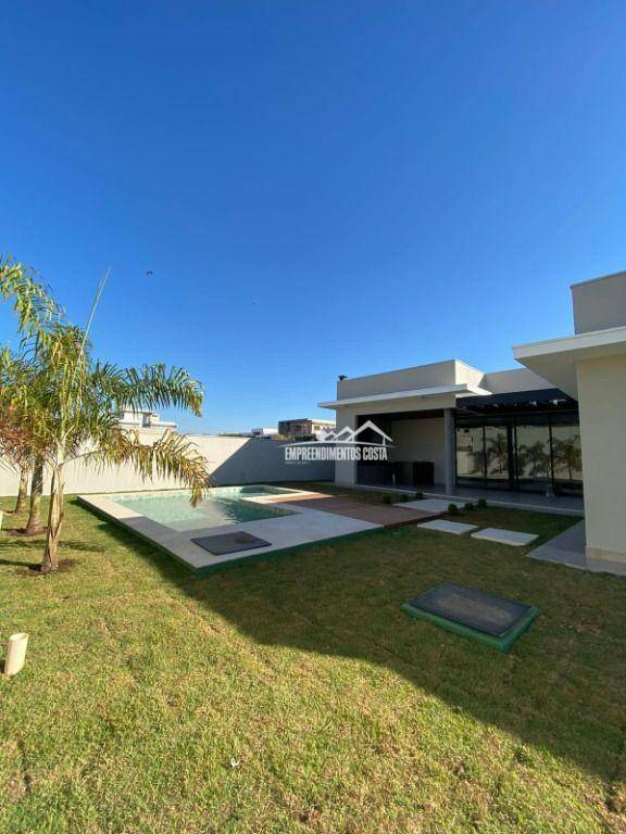 Casa de Condomínio à venda com 4 quartos, 350m² - Foto 20