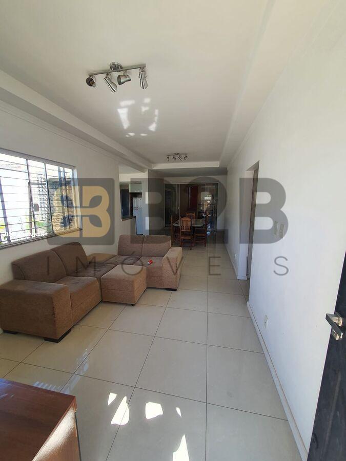 Casa à venda com 5 quartos, 158m² - Foto 9