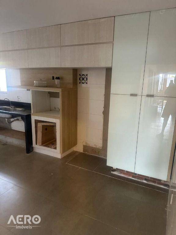 Chácara, 3 quartos, 600 m² - Foto 3