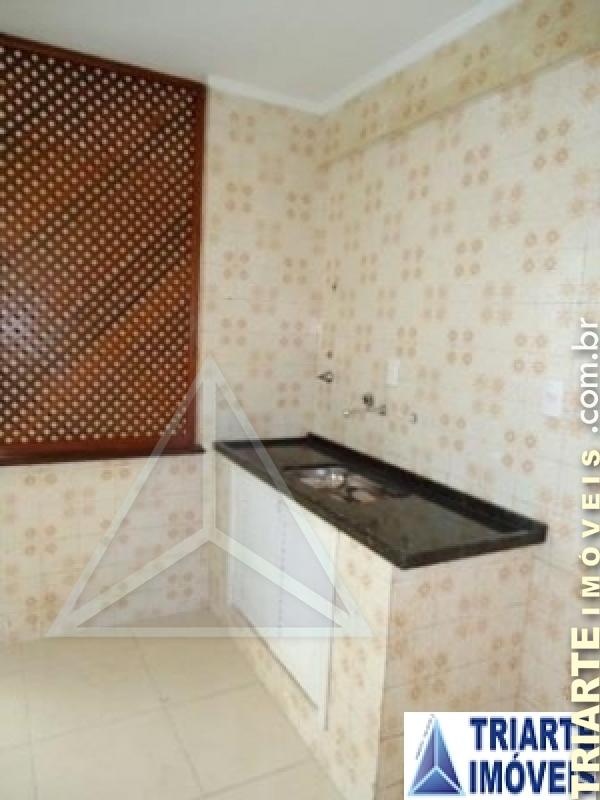 Apartamento à venda com 2 quartos, 61m² - Foto 11