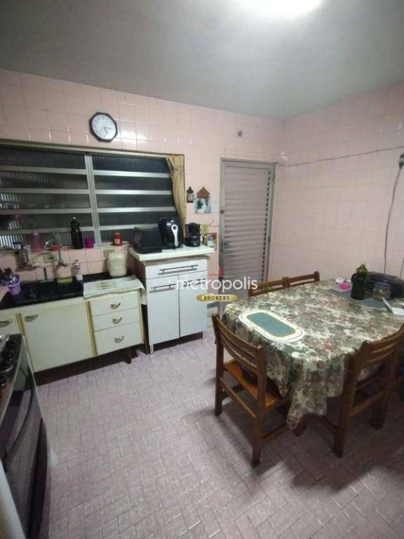 Sobrado à venda com 2 quartos, 203m² - Foto 6