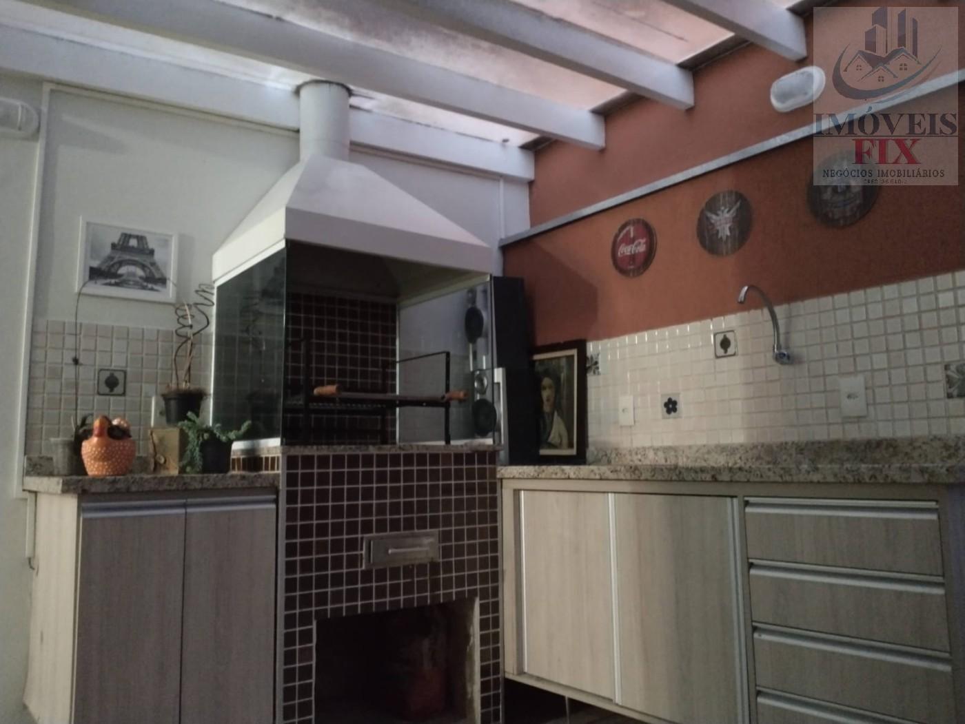 Casa à venda com 4 quartos, 146m² - Foto 5