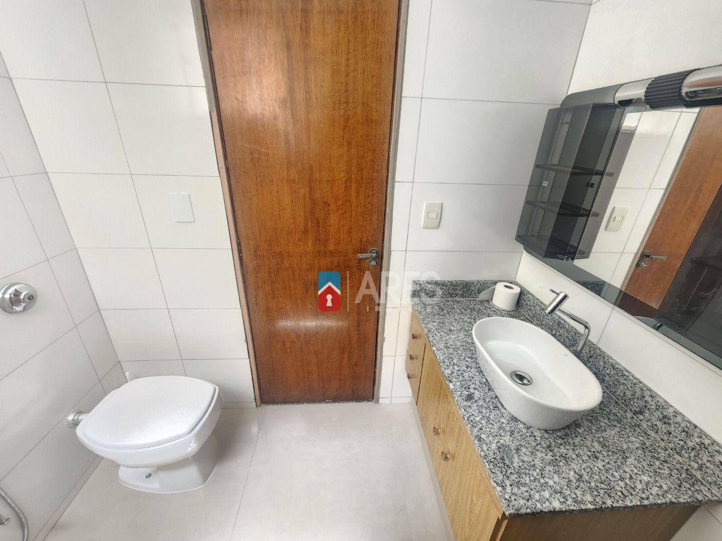 Casa à venda com 2 quartos, 102m² - Foto 13