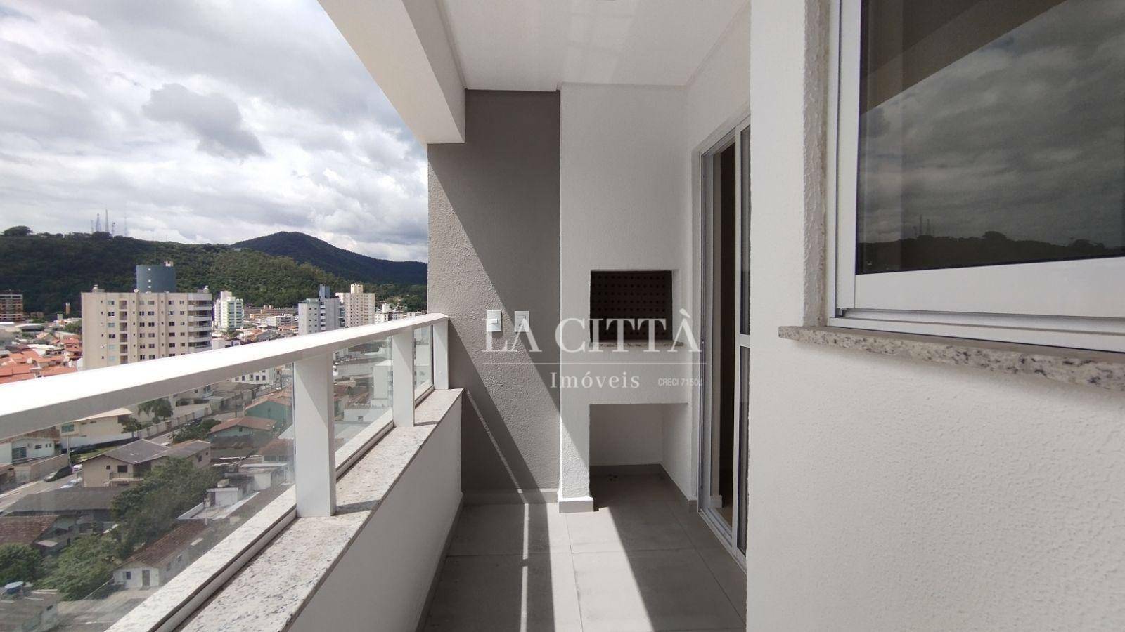 Apartamento à venda com 2 quartos, 63m² - Foto 11