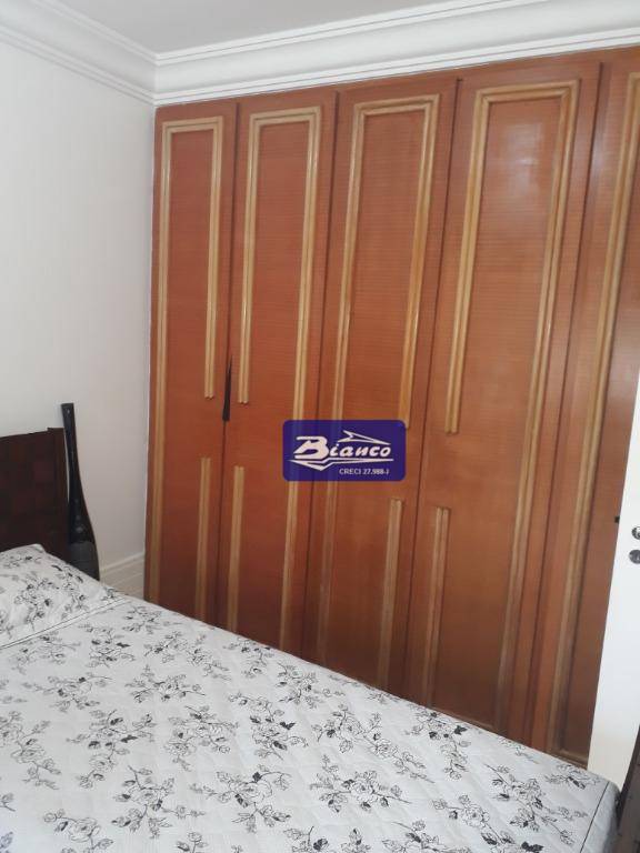 Apartamento à venda com 3 quartos, 176m² - Foto 6