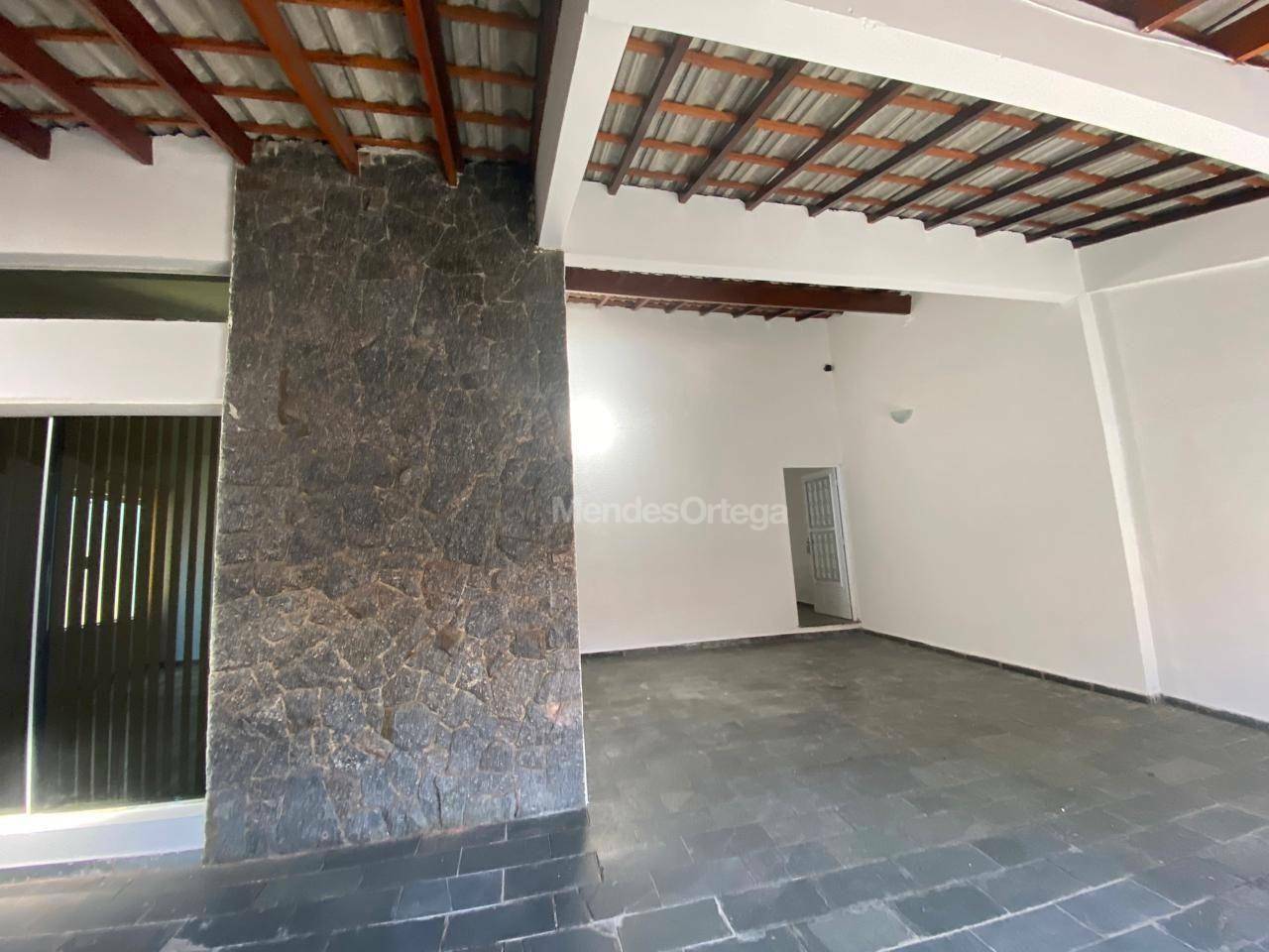 Casa para alugar com 3 quartos, 255m² - Foto 7