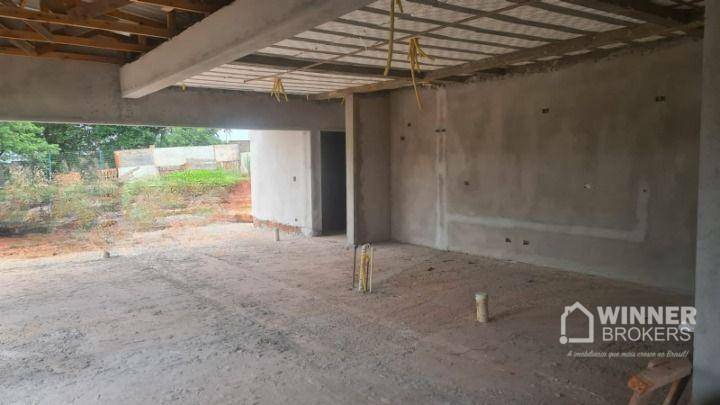 Casa à venda com 3 quartos, 300m² - Foto 5