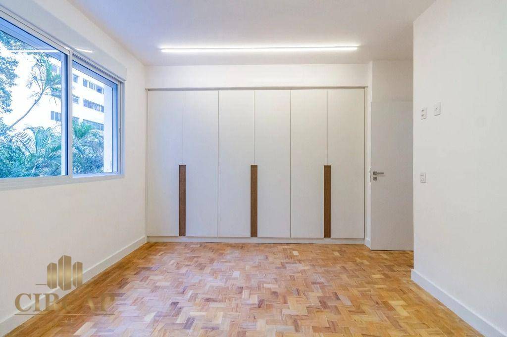 Apartamento à venda com 3 quartos, 180m² - Foto 10