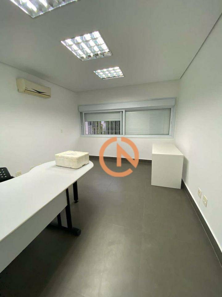 Sobrado à venda e aluguel com 3 quartos, 240m² - Foto 18