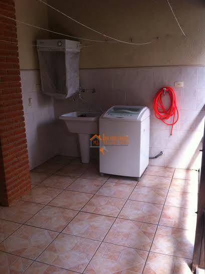 Sobrado à venda e aluguel com 3 quartos, 185m² - Foto 17