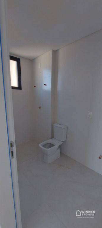 Apartamento à venda com 3 quartos, 200m² - Foto 19