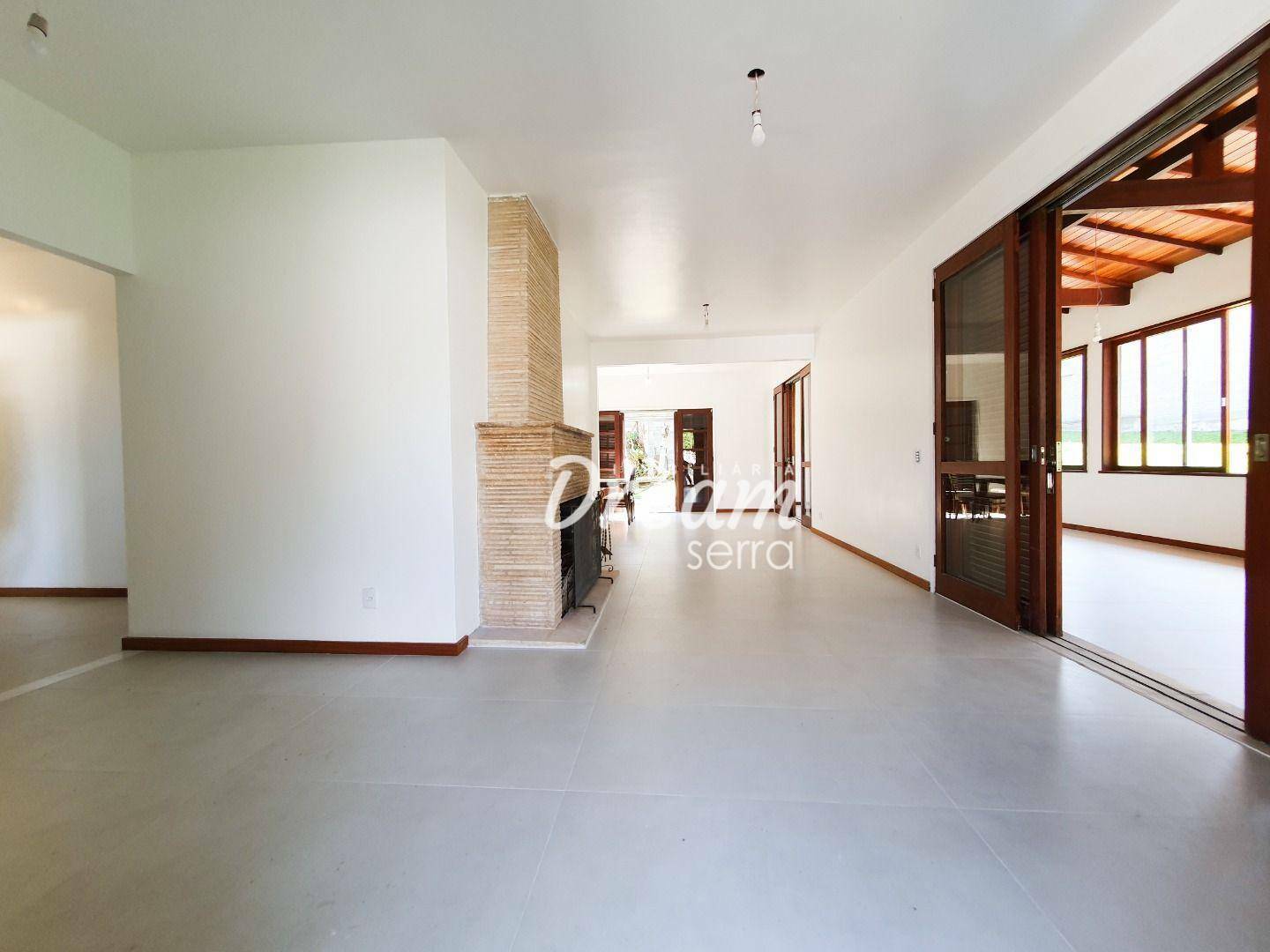 Casa à venda com 3 quartos, 220m² - Foto 12