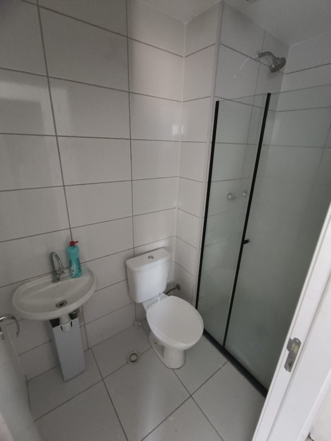 Apartamento para alugar com 2 quartos, 41m² - Foto 11