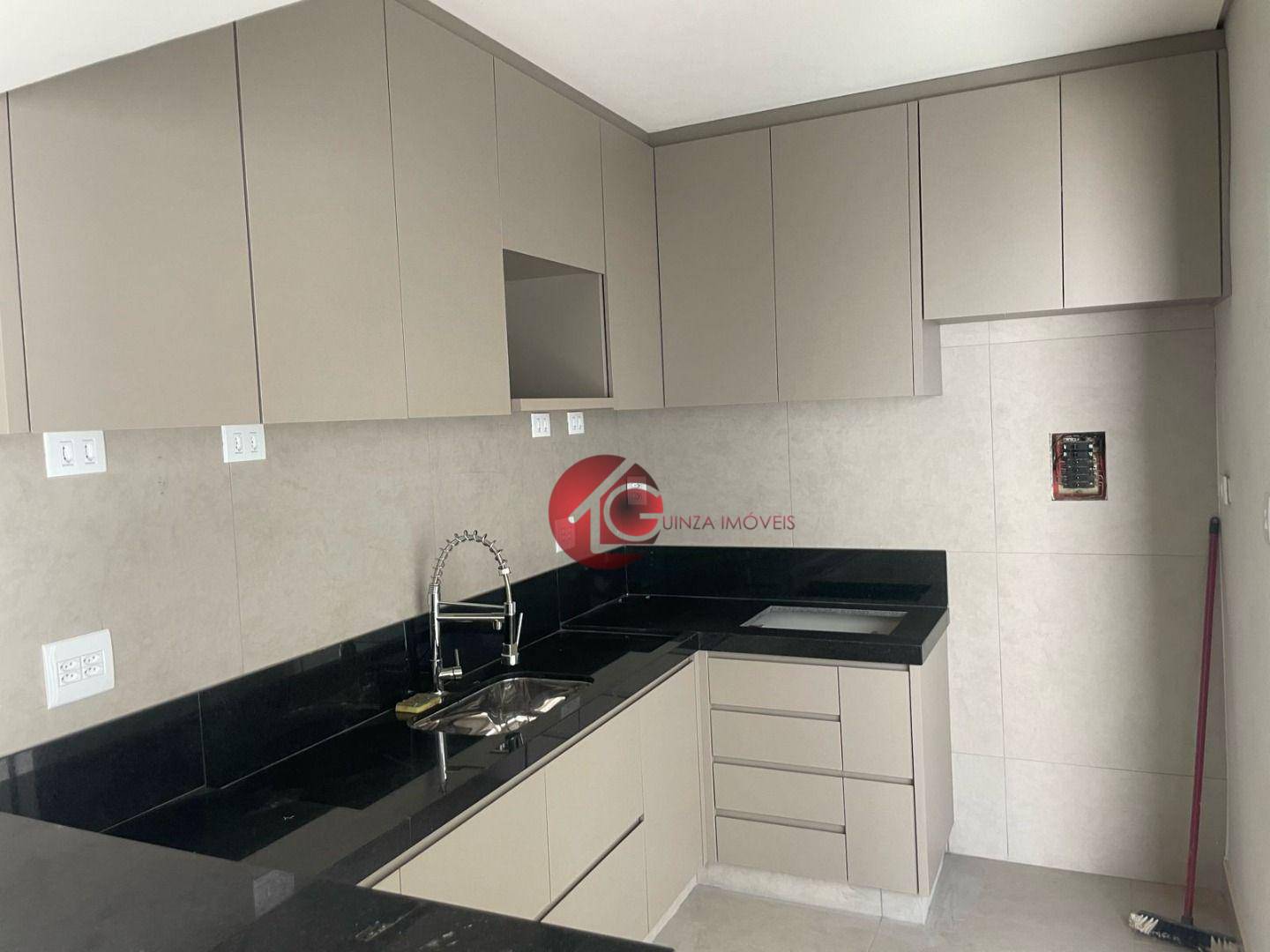 Casa à venda e aluguel com 3 quartos, 120m² - Foto 16