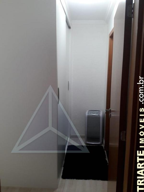 Apartamento à venda com 2 quartos, 62m² - Foto 2