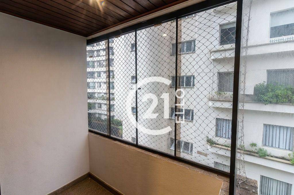 Apartamento para alugar com 3 quartos, 184m² - Foto 14