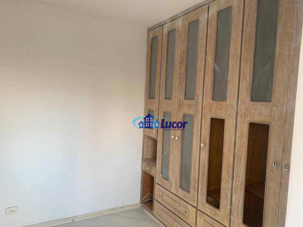 Apartamento para alugar com 3 quartos, 70m² - Foto 7