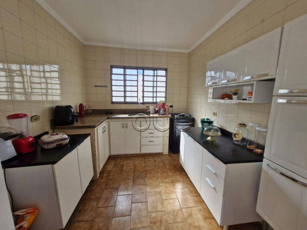 Casa à venda com 3 quartos, 143m² - Foto 12