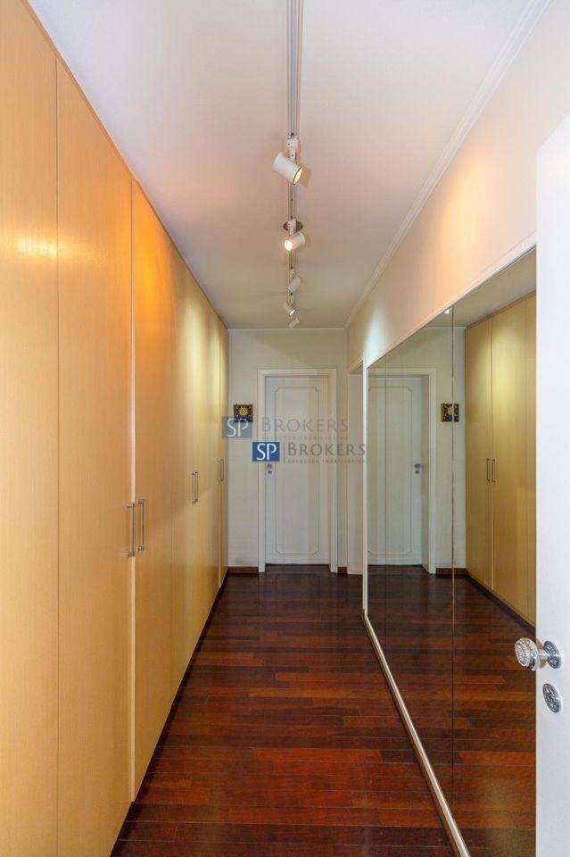 Apartamento à venda com 4 quartos, 233m² - Foto 33