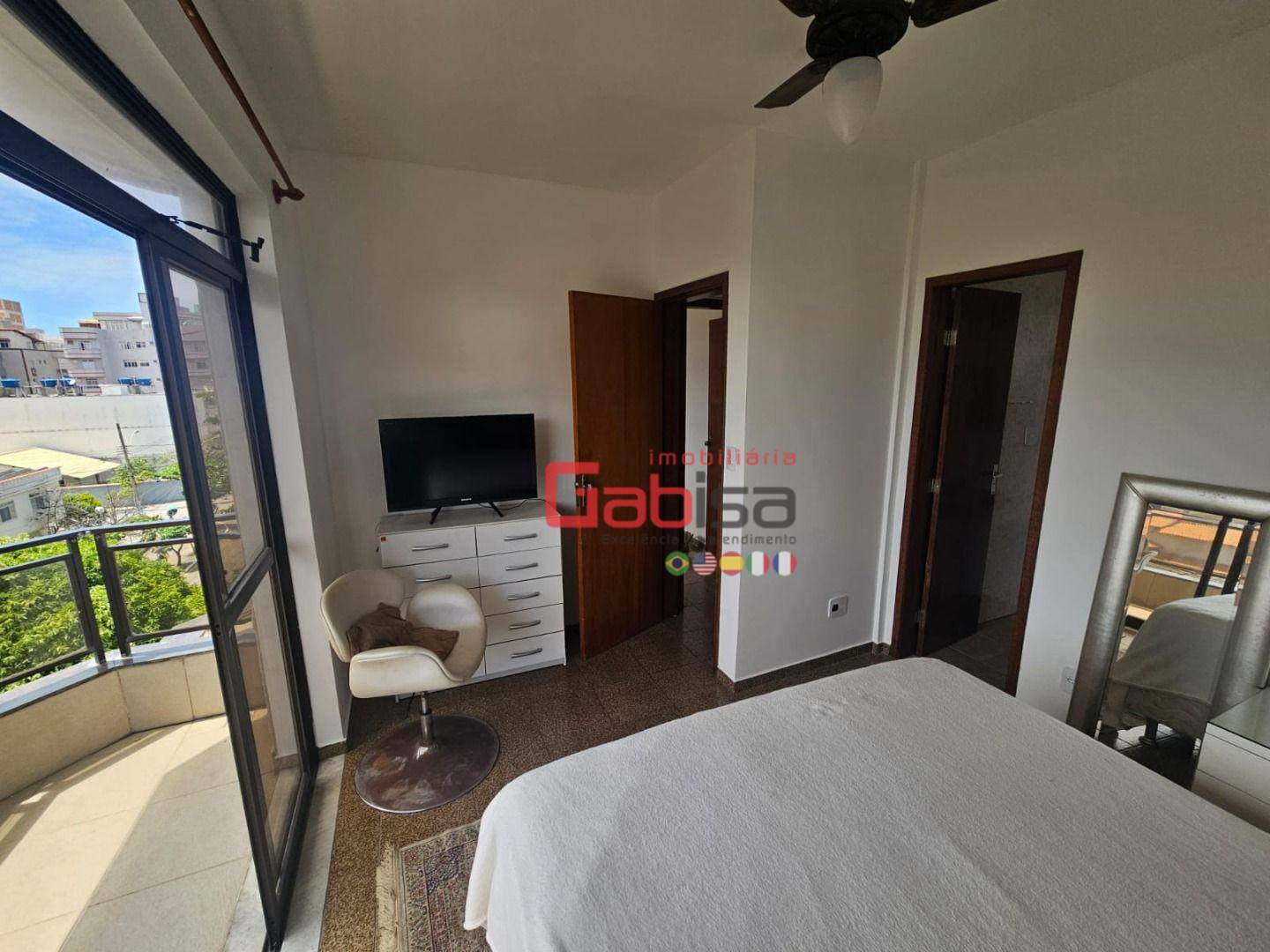 Apartamento para alugar com 2 quartos, 85m² - Foto 13