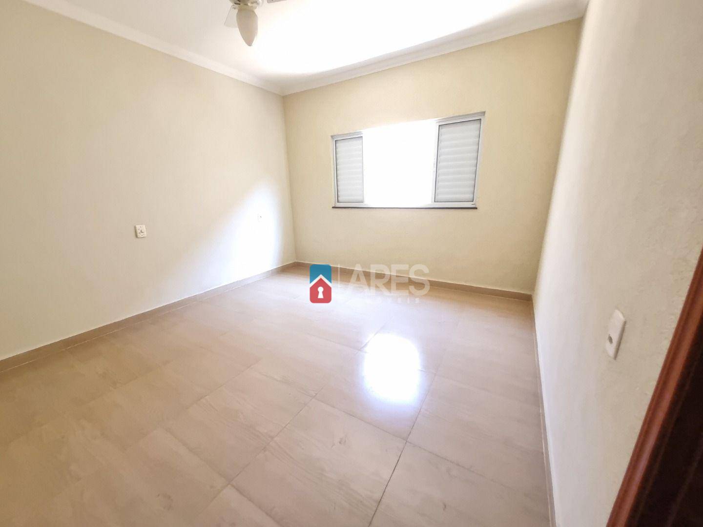 Casa à venda com 3 quartos, 132m² - Foto 9